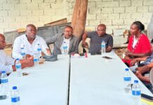 Rencontre entre le candidat au Sénat de l’Ouest, Jean-Daniel COLIN, le candidat à la députation, Sadrac Polone, et la coordination d’Ayiti Transfòme à Tabarre